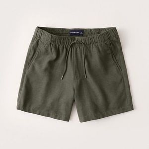 Men’s Abercrombie and Fitch 5” shorts in Olive